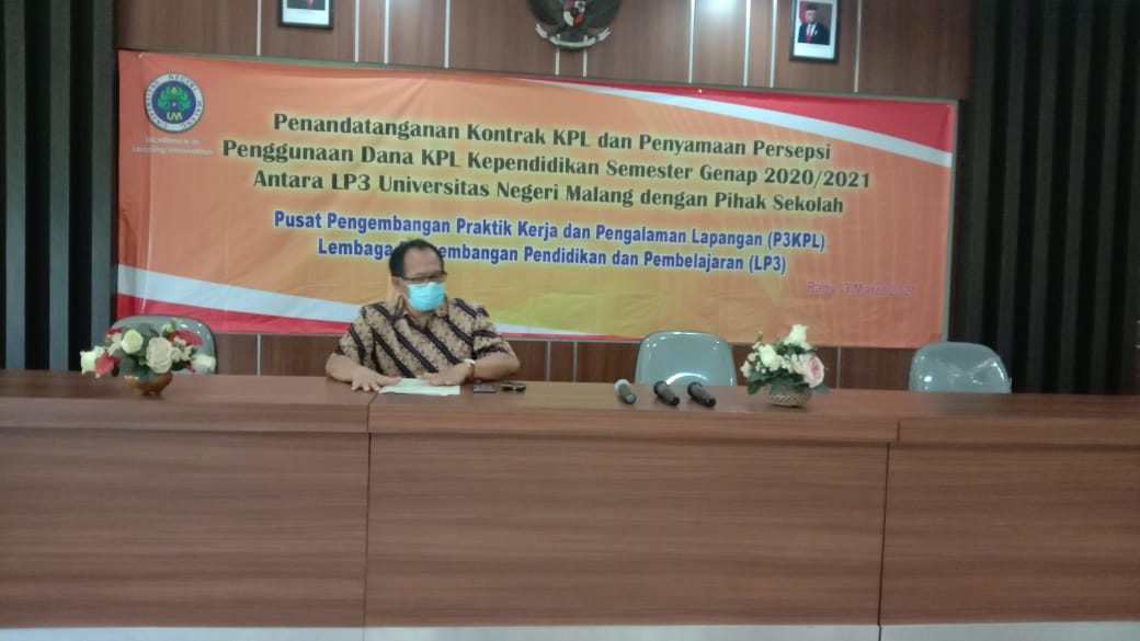 Penandatanganan Kontrak KPL Kependidikan Semester Genap 2020/2021 antara LP3 Universitas Negeri Malang dengan Pihak Sekolah