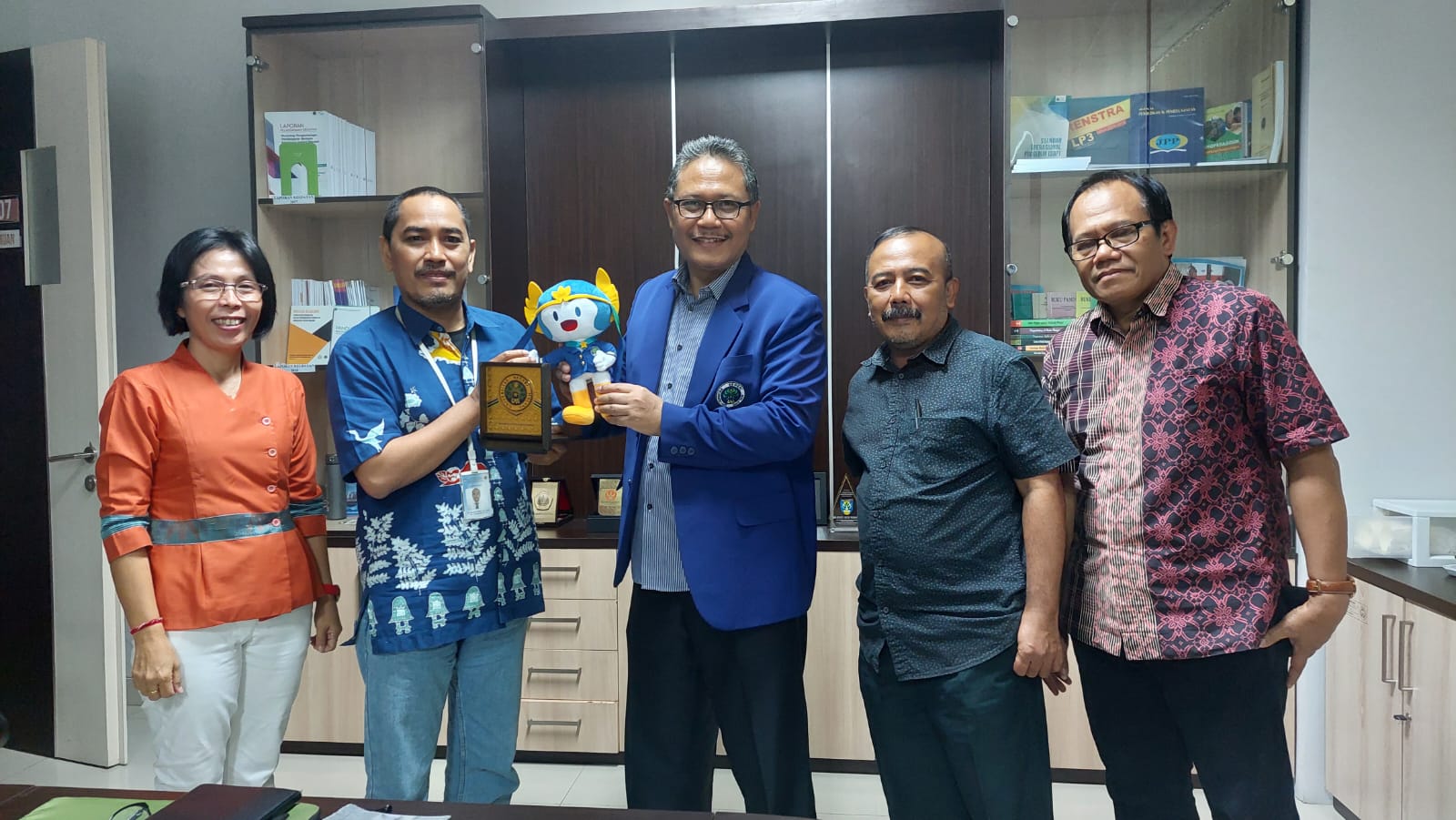 Benchmarking dari Lembaga Penelitian dan Pengabdian Kepada Masyarakat (LPPM) Universitas Mataram