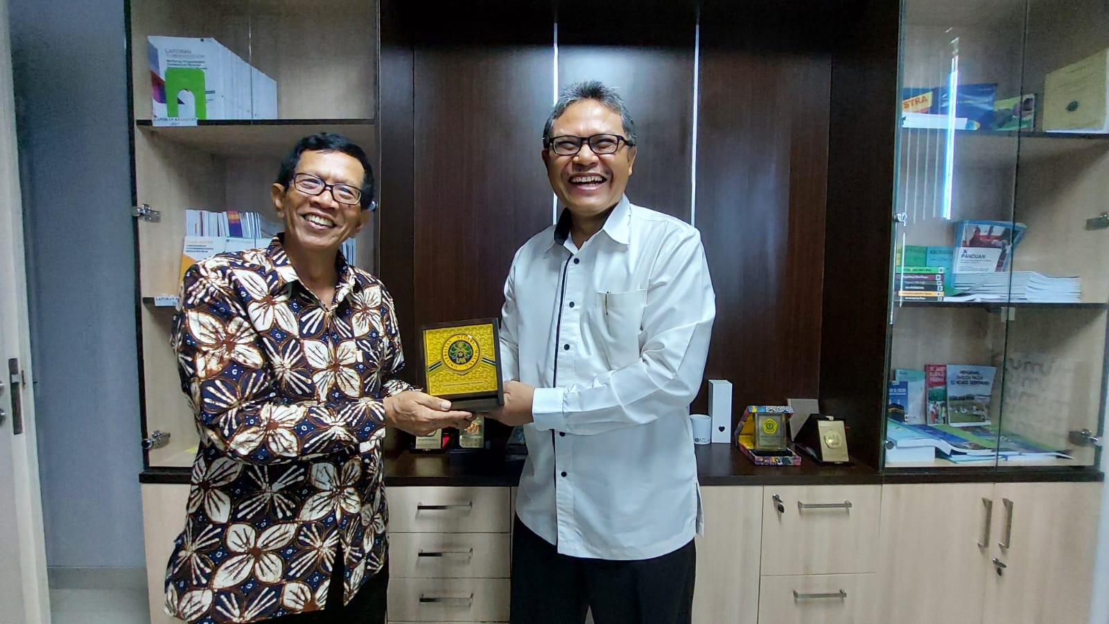 Penerimaan Tamu Studi Banding dari Tim Unit Pelaksana Praktik Kependidikan Terpadu (UP2KT) Universitas Sebelas Maret Surakarta